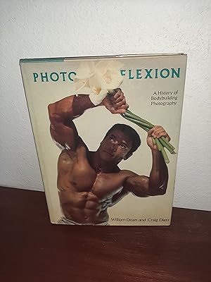 Imagen del vendedor de Photoflexion: A History of Bodybuilding Photography a la venta por AwardWinningBooks