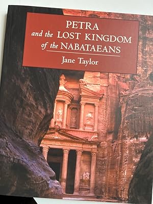 Bild des Verkufers fr Petra And The Lost Kingdom Of The Nabataeans zum Verkauf von Fundus-Online GbR Borkert Schwarz Zerfa