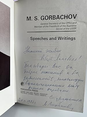 Eigenh. Widmung, Datierung (1986!) und Unterschrift auf dem Vorsatzblatt in: "M.S. Gorbachev / Ge...
