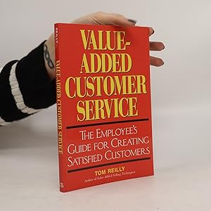 Bild des Verkufers fr Value-added Customer Service zum Verkauf von Bookbot