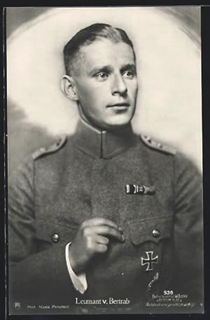 Foto-Ansichtskarte Sanke Nr. 530: Leutnant v. Bertrab mit Eisernem Kreuz