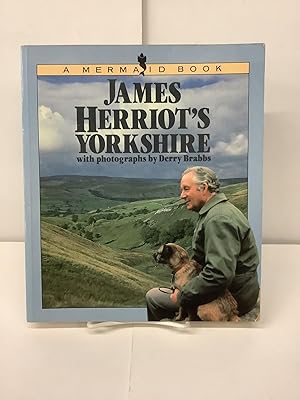 Imagen del vendedor de James Herriot's Yorkshire a la venta por Chamblin Bookmine