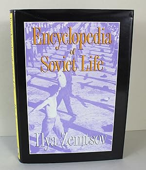 Imagen del vendedor de Encyclopaedia of Soviet Life a la venta por Peak Dragon Bookshop 39 Dale Rd Matlock