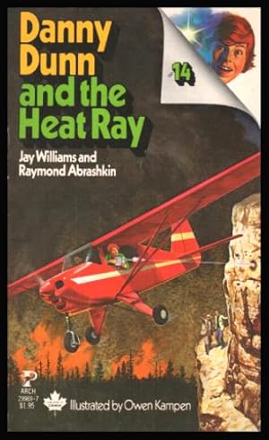 Bild des Verkufers fr DANNY DUNN AND THE HEAT RAY - 14 zum Verkauf von W. Fraser Sandercombe