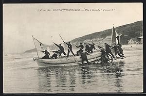 Carte postale Boulogne-sur-Mer, Mise à l`eau du Farmer 2, sauvetage en mersboot wird zu Wasser ge...