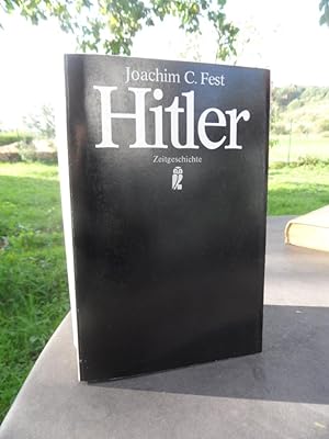 Bild des Verkufers fr Hitler. Eine Biographie. zum Verkauf von Antiquariat Floeder