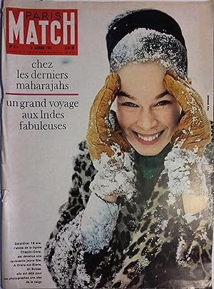 Paris Match N° 614 : La France a dit Oui - Les Maharadjahs - Chaplin. Janvier 1961.