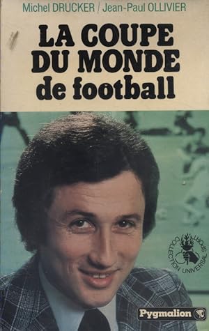 Imagen del vendedor de La coupe du monde de football. a la venta por Librairie Et Ctera (et caetera) - Sophie Rosire