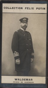 Photographie de la collection Félix Potin (4 x 7,5 cm) représentant : Waldemar - Prince de Danema...