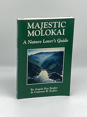 Bild des Verkufers fr Majestic Molokai zum Verkauf von True Oak Books