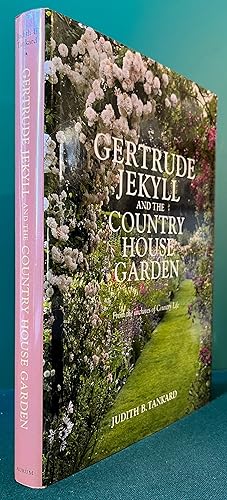 Bild des Verkufers fr Gertrude Jekyll and the Country House Garden: From the Archives of Country Life zum Verkauf von Chaucer Bookshop ABA ILAB