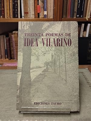 Seller image for Treinta poemas for sale by Libros La Teatral