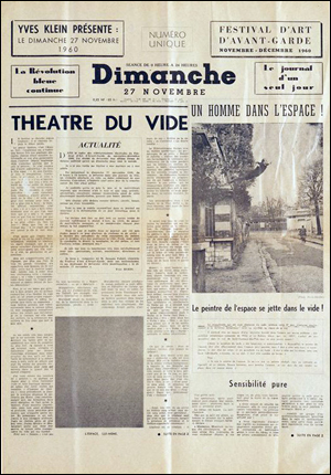 Image du vendeur pour Dimanche : 27 Novembre 1960. Numro Unique [aka : Yves Klein prsente : le dimanche, 27 novembre 1960 : Festival d'art d'avant-garde, novembre-dcembre 1960 : la rvolution bleue continue : le journal d'un seul jour : numro unique] [aka : Yves Klein Presents : Sunday, 27 November 1960. The Diary of a Single Day. The Blue Revolution Continues] mis en vente par Specific Object / David Platzker