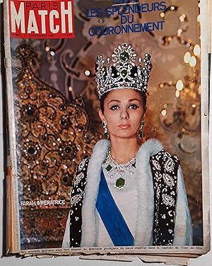 Paris Match N° 969 : Couronnement à Téhéran. Des Tsars aux Soviets, Marielle Goitschel 4 novembr...