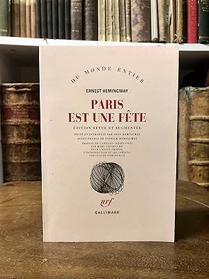 Image du vendeur pour Paris est une fete. Edition revue et augmentee. (= The Monde Entier). mis en vente par Antiquariat Seibold