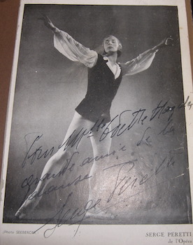 Autographed B&W Photo of Serge Peretti.