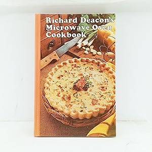 Image du vendeur pour Richard Deacons Microwave Oven Cookbook mis en vente par Cat On The Shelf