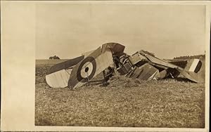 Foto Ansichtskarte / Postkarte Abgestürztes Flugzeug, Verkehrsunfall