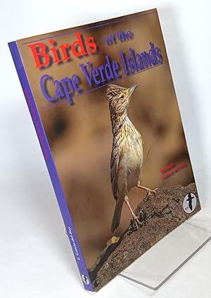 Bild des Verkufers fr Birds of the Cape Verde Islands zum Verkauf von COLLINS BOOKS