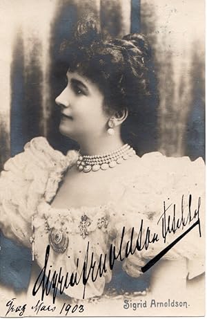 Arnoldson-Fischof, Sigrid Opera singer signed photo postcard