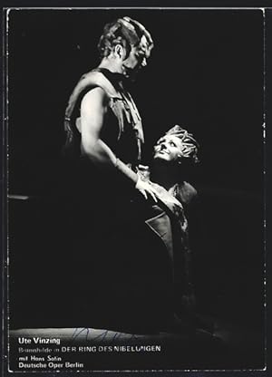Bild des Verkufers fr Ansichtskarte Opernsngerin Ute Vinzing als Brunhilde in Der Ring des Nibelungen zum Verkauf von Bartko-Reher