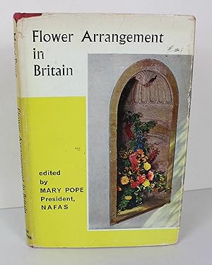 Flower Arranging in Britain