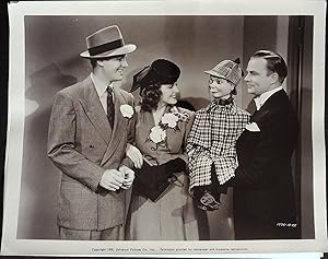 Bild des Verkufers fr You Can't Cheat an Honest Man 8 X 10 Still 1939 Edgar Bergen, Constance Moore! zum Verkauf von AcornBooksNH