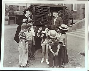 Bild des Verkufers fr Auto Antics Deluxe 8 x10 still 1939 Alfalfa, Darla, Spanky, Buckwheat w/ dog catcher! zum Verkauf von AcornBooksNH