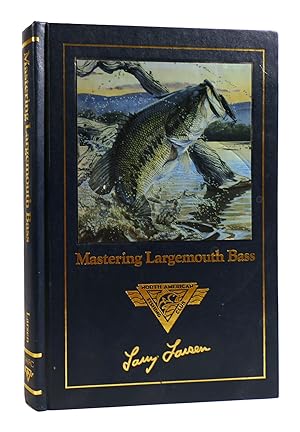 Immagine del venditore per MASTERING LARGEMOUTH BASS venduto da Rare Book Cellar