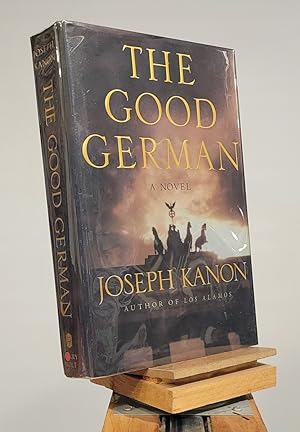 Bild des Verkufers fr The Good German: A Novel zum Verkauf von Henniker Book Farm and Gifts