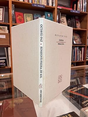 Seller image for Sunstone/Piedra De Sol (English, Spanish and Spanish Edition) for sale by Arundel Books