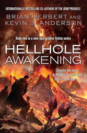 Imagen del vendedor de Hellhole Awakening (Hellhole Trilogy 2) a la venta por WeBuyBooks