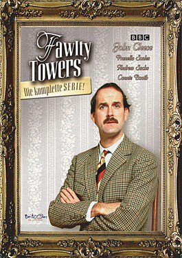 Bild des Verkufers fr Fawlty Towers: (K)ein ganz normales Hotel - Die komplette Serie zum Verkauf von moluna