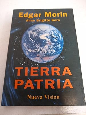 Seller image for Tierra Patria for sale by SoferBooks