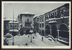 Seller image for Cartolina Gemona del Friuli, Piazza Vittorio Emanuele dopo la nevicata for sale by Bartko-Reher