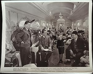 Imagen del vendedor de The Star Maker 8 X 10 Still 1939 Bing Crosby, Ned Sparks, Billy Gilbert! a la venta por AcornBooksNH