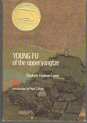 Bild des Verkufers fr Young Fu of the Upper Yangtze zum Verkauf von Dan Glaeser Books