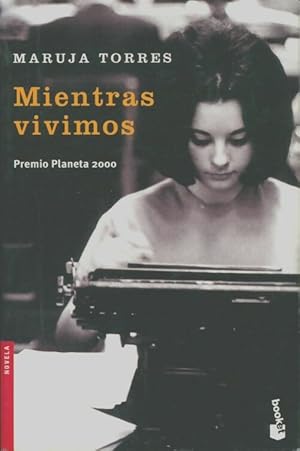 Imagen del vendedor de Mientras vivimos - Maruja Torres a la venta por Book Hmisphres