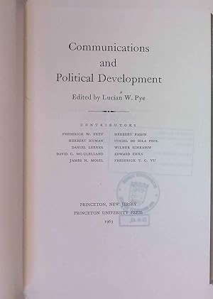 Imagen del vendedor de Communications and Political Development. a la venta por books4less (Versandantiquariat Petra Gros GmbH & Co. KG)