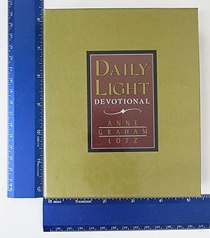 Bild des Verkufers fr Daily Light Devotional (Brown Leather) zum Verkauf von Coas Books