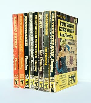 Immagine del venditore per Ian Fleming's James Bond novels, the complete 'Great Pan' Yellow Band paperback series. Comprising: Casino Royale, Live and Let Die, Moonraker, Diamonds Are Forever, From Russia With Love, Dr. No, Goldfinger, For Your Eyes Only (short stories inc. From A View To A Kill, Quantum of Solace) venduto da Adrian Harrington Ltd, PBFA, ABA, ILAB