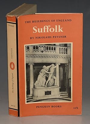 Bild des Verkufers fr Suffolk. The Buildings of England. zum Verkauf von PROCTOR / THE ANTIQUE MAP & BOOKSHOP