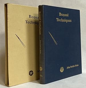 Bild des Verkufers fr Bonsai Techniques zum Verkauf von Chaparral Books