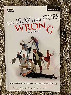 The Play That Goes Wrong: 3rd Edition (Modern Plays)