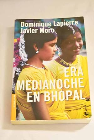 Imagen del vendedor de Era medianoche en Bhopal a la venta por Alcan Libros