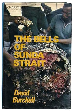 Imagen del vendedor de THE BELLS OF SUNDA STRAIT a la venta por CHARTWELL BOOKSELLERS