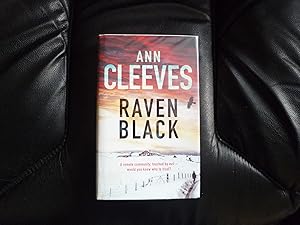 Imagen del vendedor de Raven Black (signed) a la venta por Shellhouse  Books