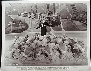 Image du vendeur pour The Music Goes Round 8 x 10 Still 1936 Harry Richman with Chorus Girls! mis en vente par AcornBooksNH