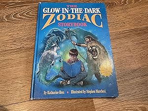 Bild des Verkufers fr The Glow-in-the-Dark Zodiac Storybook zum Verkauf von Betty Mittendorf /Tiffany Power BKSLINEN