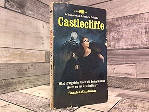 Seller image for Castlecliffe for sale by Archives Books inc.